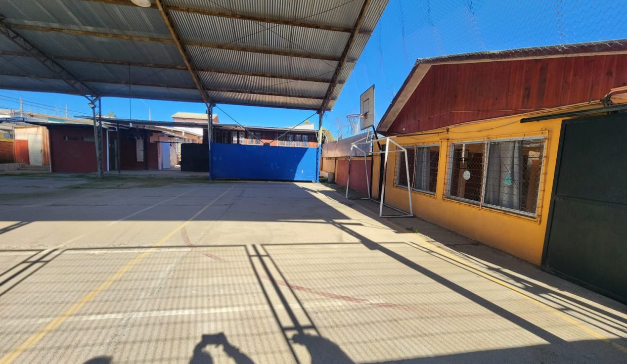 a908b195-6ccf-40de-b151-121996779f7d