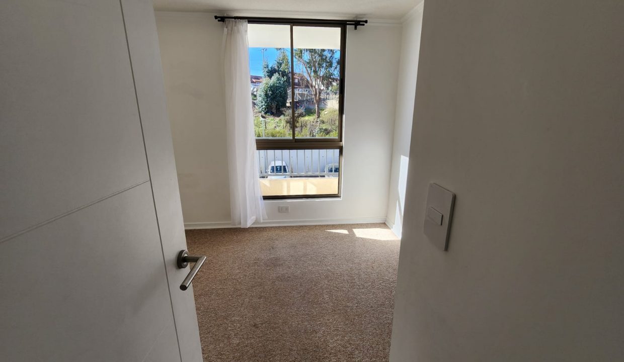 d7a54292-5358-46b0-a089-e92915739d17